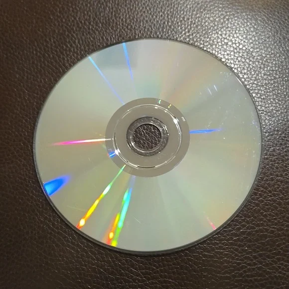 Lord If The Rings " War in the North" Art Book With DVD Never Used - Picture 6 of 9